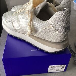 P448 Italian Metallic Performance Cancun Sneakers in Task